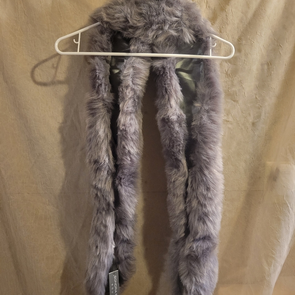 Fuax Fur - Picture 4 of 4